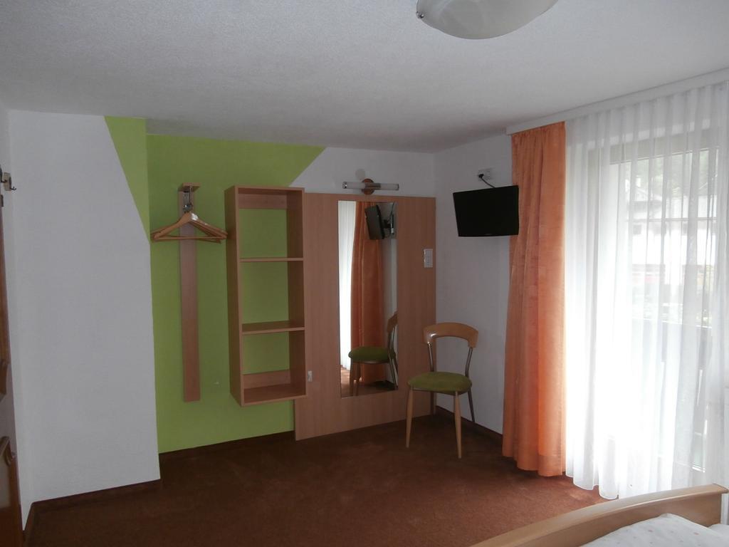 Hotel Haus Plankensteiner à Kaunertal Extérieur photo